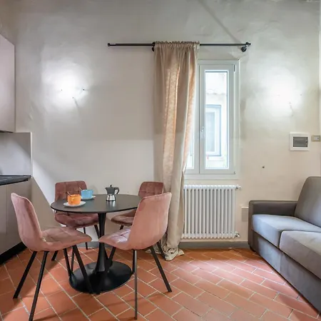Ponte Vecchio Flats פירנצה