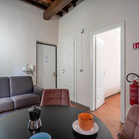 Guesthost - Ponte Vecchio Flats Apartamento