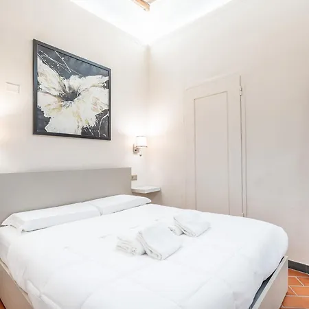 Guesthost - Ponte Vecchio Flats